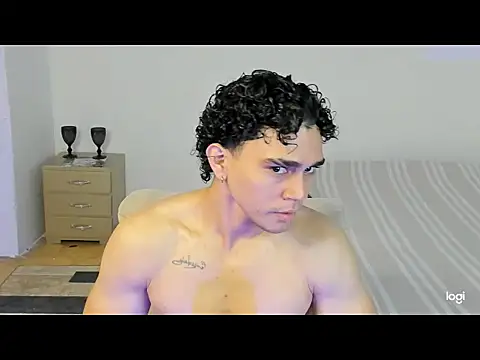 Snapshot of mateo_jack chatting on 05-07-26, 01:25 mateo jack online show from 05-07-26, 01:25