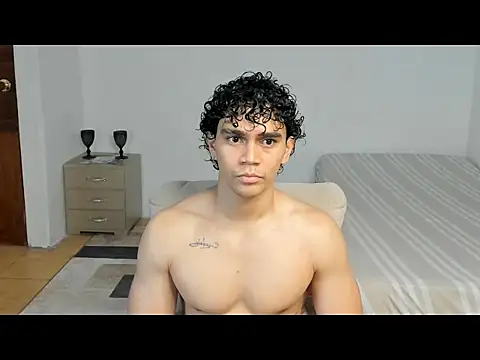 Snapshot of mateo_jack chatting on 05-16-26, 01:32 mateo jack online show from 05-16-26, 01:32