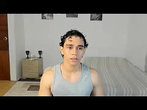Snapshot of mateo_jack chatting on 05-19-26, 01:51 mateo jack online show from 05-19-26, 01:51