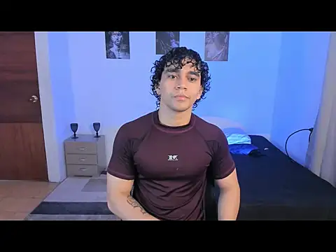 Snapshot of mateo_jack chatting on 06-11-26, 02:03 mateo jack online show from 06-11-26, 02:03