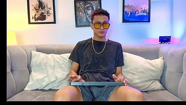 KING BOYS2026 online show from 07-05-26, 01:32