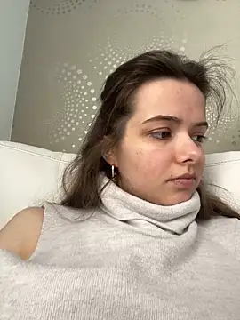 TheGirlWhoCriedDuck online show from 05-04-26, 07:55