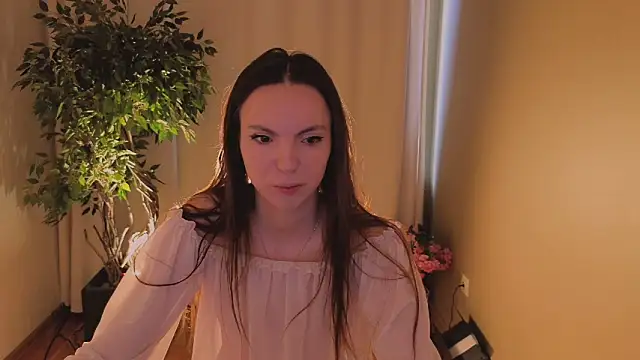 Snapshot of Alice-Lidel chatting on 05-20-26, 05:26 Alice-Lidel online show from 05-20-26, 05:26