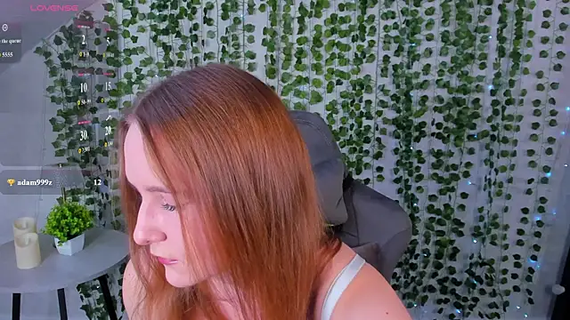 Snapshot of Emmaa_Kimm chatting on 07-14-26, 02:05 Emmaa Kimm online show from 07-14-26, 02:05
