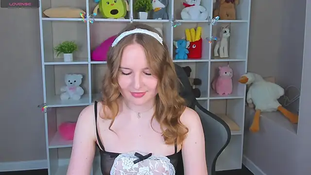 Snapshot of Emmaa_Kimm chatting on 06-08-26, 01:28 Emmaa Kimm online show from 06-08-26, 01:28