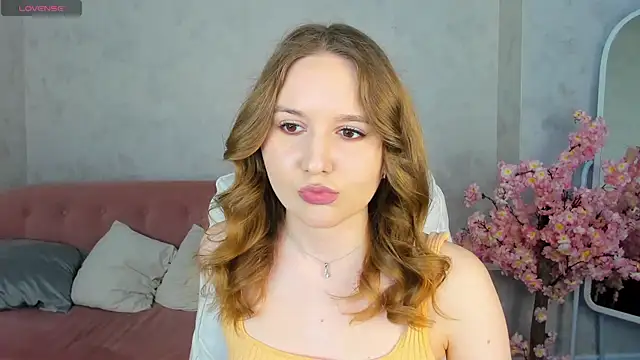 Snapshot of Emmaa_Kimm chatting on 06-03-26, 12:55 Emmaa Kimm online show from 06-03-26, 12:55