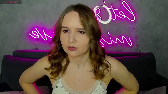 Snapshot of Emmaa_Kimm chatting on 06-05-26, 12:59 Emmaa Kimm online show from 06-05-26, 12:59