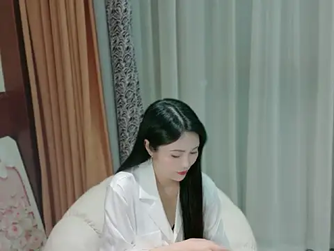 YuYu2604255 online show from 04-28-26, 12:20