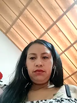 sexyandhotlatina2026 online show from 04-28-26, 02:43