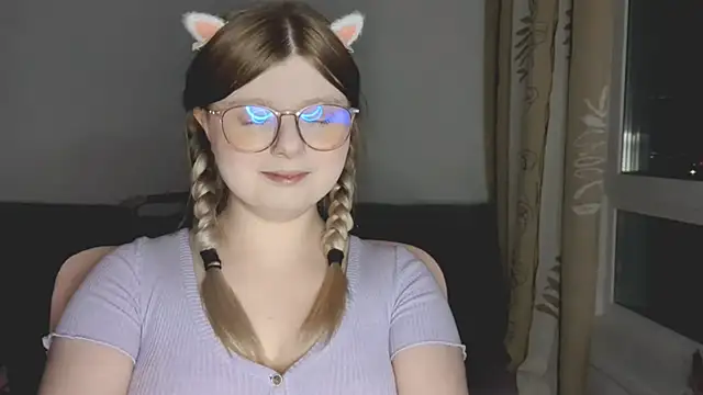 Snapshot of YukiBlush chatting on 05-15-26, 07:12 YukiBlush online show from 05-15-26, 07:12