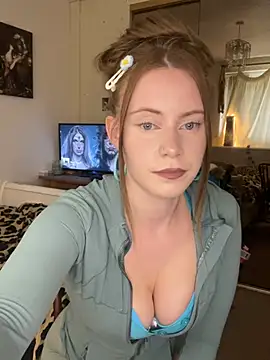 Young Lizzie online show from 06-11-26, 04:04
