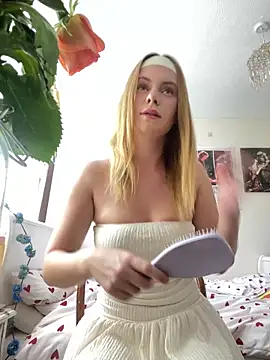 Young Lizzie online show from 05-27-26, 01:51