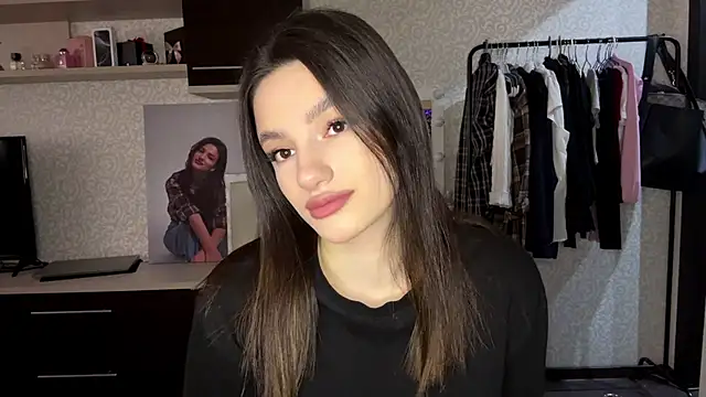 FlorSmalling online show from 04-29-26, 07:56