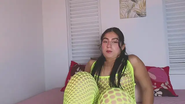 Snapshot of VictoriaaLopez chatting on 05-15-26, 03:59 VictoriaaLopez online show from 05-15-26, 03:59