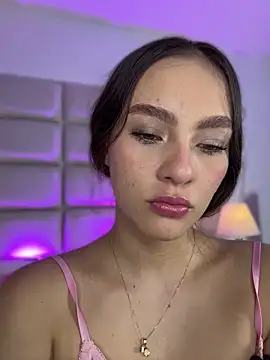 Snapshot of Megann_Rousee chatting on 05-27-26, 12:45 Megann Rousee online show from 05-27-26, 12:45