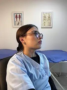 Sweet Milaa1 online show from 05-14-26, 07:00