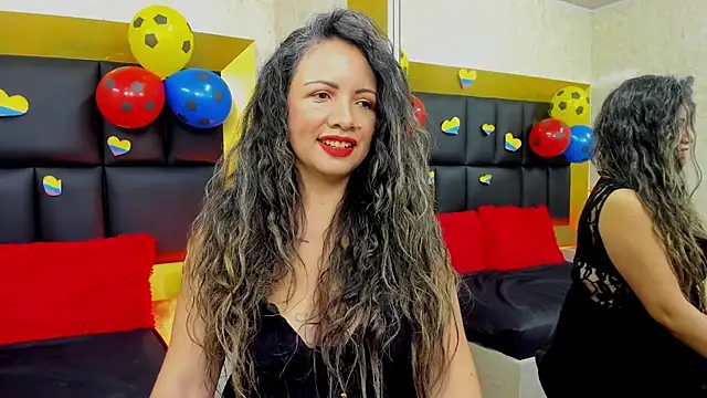 Snapshot of Charlotte_monnroe chatting on 06-19-26, 01:28 Charlotte monnroe online show from 06-19-26, 01:28
