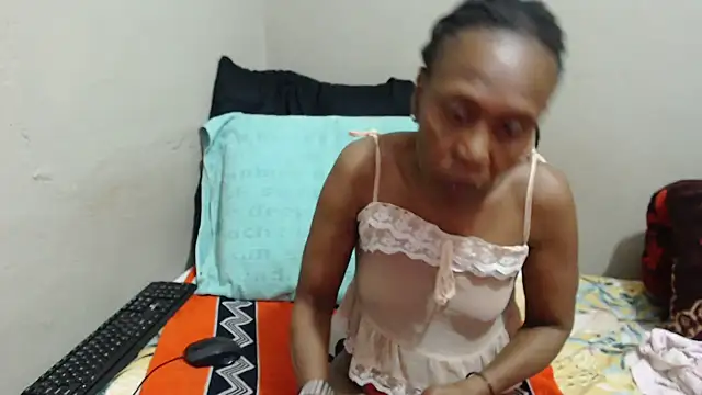 Ebonysweetcougar online show from 07-14-26, 03:18