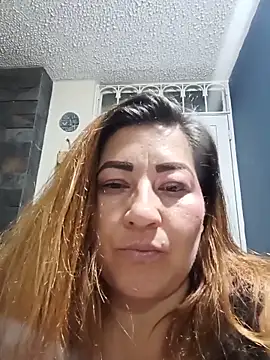 Snapshot of Morchis_esmeralda chatting on 05-12-26, 02:08 Morchis esmeralda online show from 05-12-26, 02:08