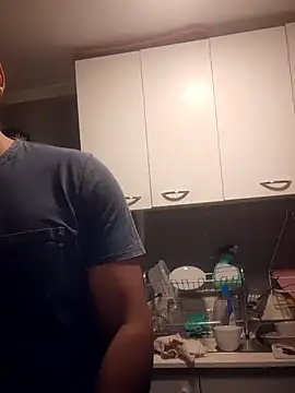 cuquero32 online show from 04-28-26, 08:02