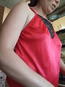 Snapshot of MerelinMILf2 chatting on 06-19-26, 03:07 MerelinMILf2 online show from 06-19-26, 03:07