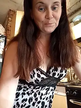 Snapshot of MerelinMILf2 chatting on 07-10-26, 03:01 MerelinMILf2 online show from 07-10-26, 03:01