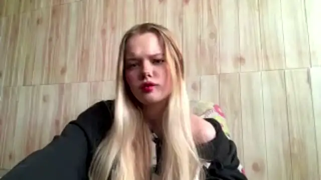 Malinwitch online show from 05-19-26, 01:29