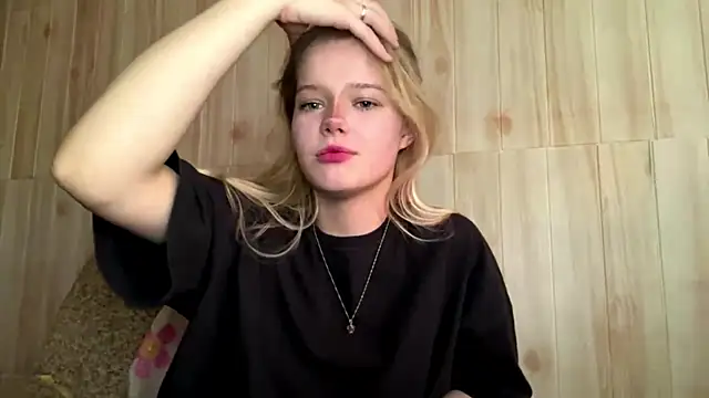 Malinwitch online show from 05-25-26, 03:55