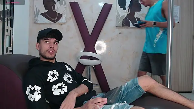 Snapshot of LUCKY_BOX2026 chatting on 07-25-26, 01:28 LUCKY BOX2026 online show from 07-25-26, 01:28