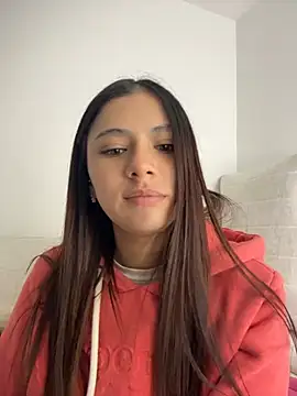 EmilyCxx online show from 05-09-26, 04:27