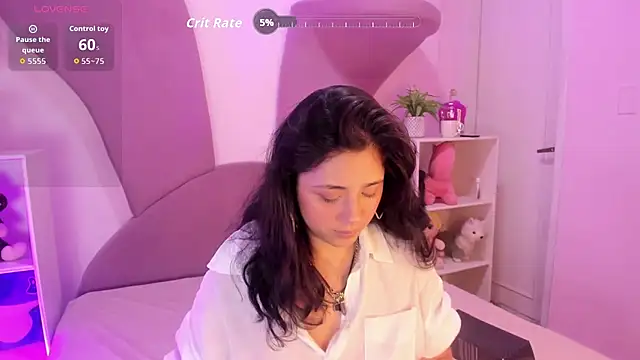 Snapshot of Chloethompson_ chatting on 06-24-26, 07:55 Chloethompson online show from 06-24-26, 07:55