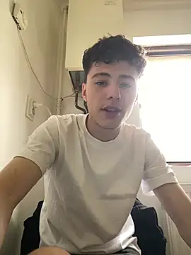 denysio89 online show from 05-08-26, 07:12