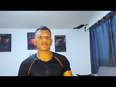 Snapshot of Ian_Arcia chatting on 06-05-26, 10:04 Ian Arcia online show from 06-05-26, 10:04