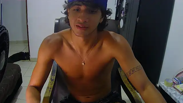 Snapshot of Hansel_take chatting on 07-09-26, 12:44 Hansel take online show from 07-09-26, 12:44