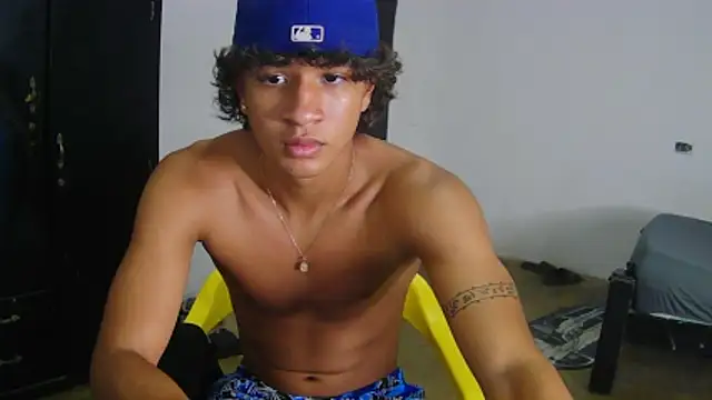 Snapshot of Hansel_take chatting on 06-14-26, 11:50 Hansel take online show from 06-14-26, 11:50