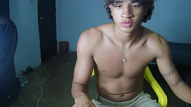 Snapshot of Hansel_take chatting on 05-23-26, 09:14 Hansel take online show from 05-23-26, 09:14