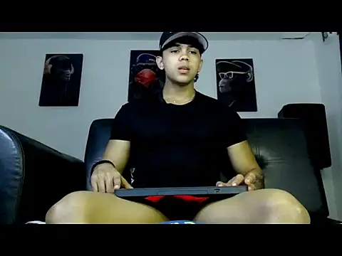 noahprada online show from 05-07-26, 05:11