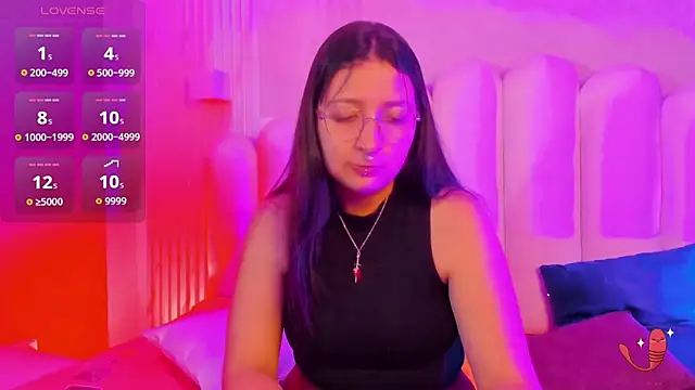 Svetlana 3 online show from 05-18-26, 07:29