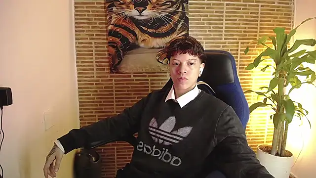 Asher addamss  online show from 07-18-26, 04:54