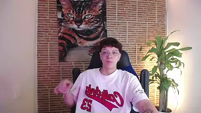 Asher addamss  online show from 07-15-26, 04:08