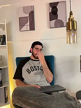 DomBoy  online show from 07-08-26, 07:47