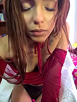 luna latindoll online show from 05-23-26, 07:02