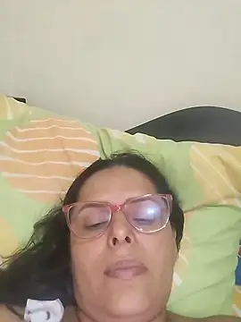Snapshot of Bella_Morena27 chatting on 05-24-26, 04:07 Bella Morena27 online show from 05-24-26, 04:07