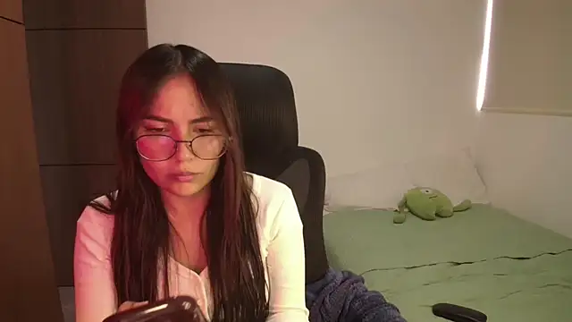 abbyyandmaxx online show from 05-19-26, 04:36