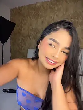 Snapshot of EvasBlazeXXX chatting on 05-11-26, 01:23 EvasBlazeXXX online show from 05-11-26, 01:23