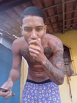 Snapshot of gui_carioca7 chatting on 07-19-26, 07:21 gui carioca7 online show from 07-19-26, 07:21