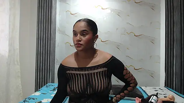 Liaa cams online show from 06-10-26, 08:43