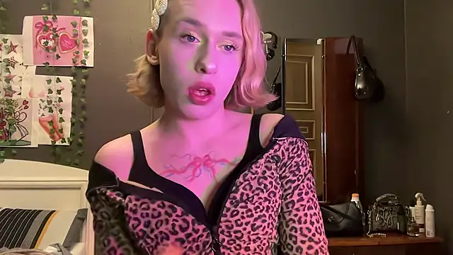 Miss Amy00 online show from 06-11-26, 09:56