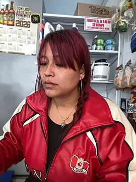Snapshot of Mely_ec chatting on 06-01-26, 12:49 Mely ec online show from 06-01-26, 12:49