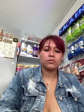Snapshot of Mely_ec chatting on 05-18-26, 12:54 Mely ec online show from 05-18-26, 12:54